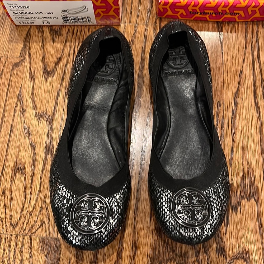 Tory Burch great condition snake skin flats